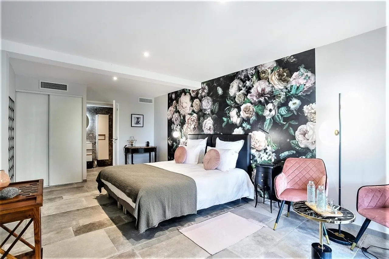 Les Hauts Du Peireguier La Motte  Bed & Breakfast